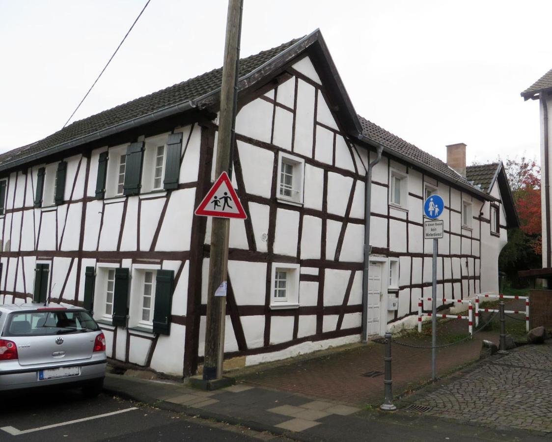 Gemuetliche Fachwerkwohnung Alfter エクステリア 写真